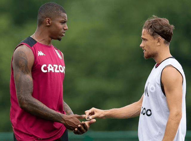 下一个胡尔克！前英超主力官宣加盟中超：14岁就有了儿子！